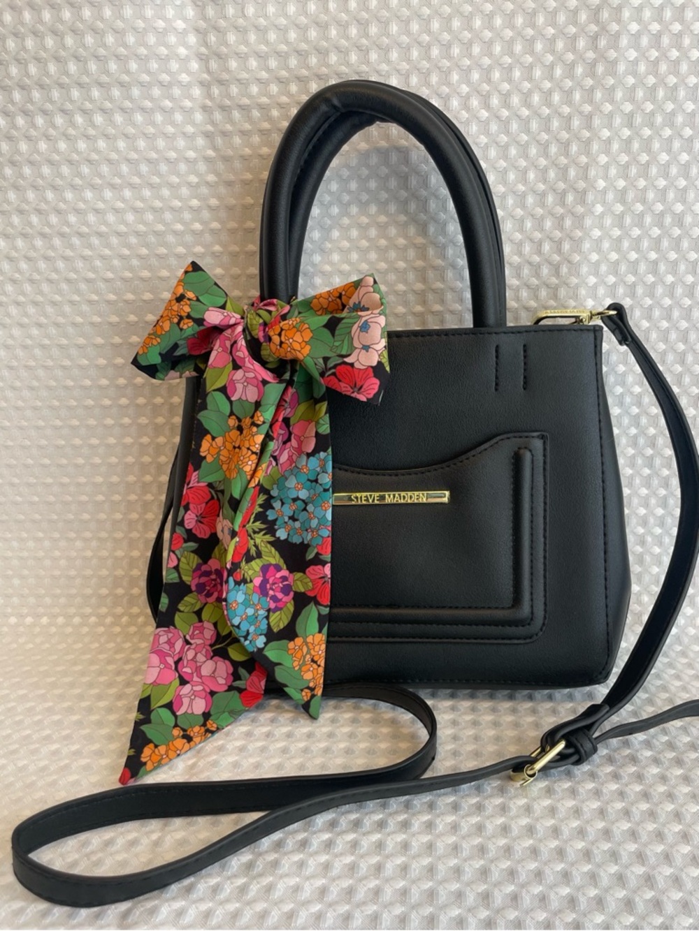 STEVE MADDEN Black Faux Leather Satchel withโ Floral Scarf Detail Like New #775